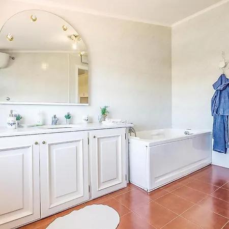 Stunning In Roma With Jacuzzi La Storta